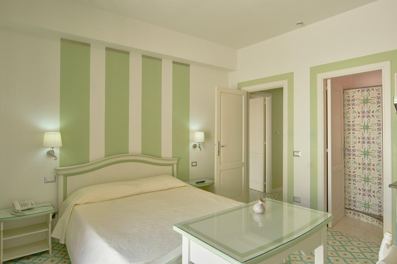 ليباري Hotel Residence Mendolita المظهر الخارجي الصورة